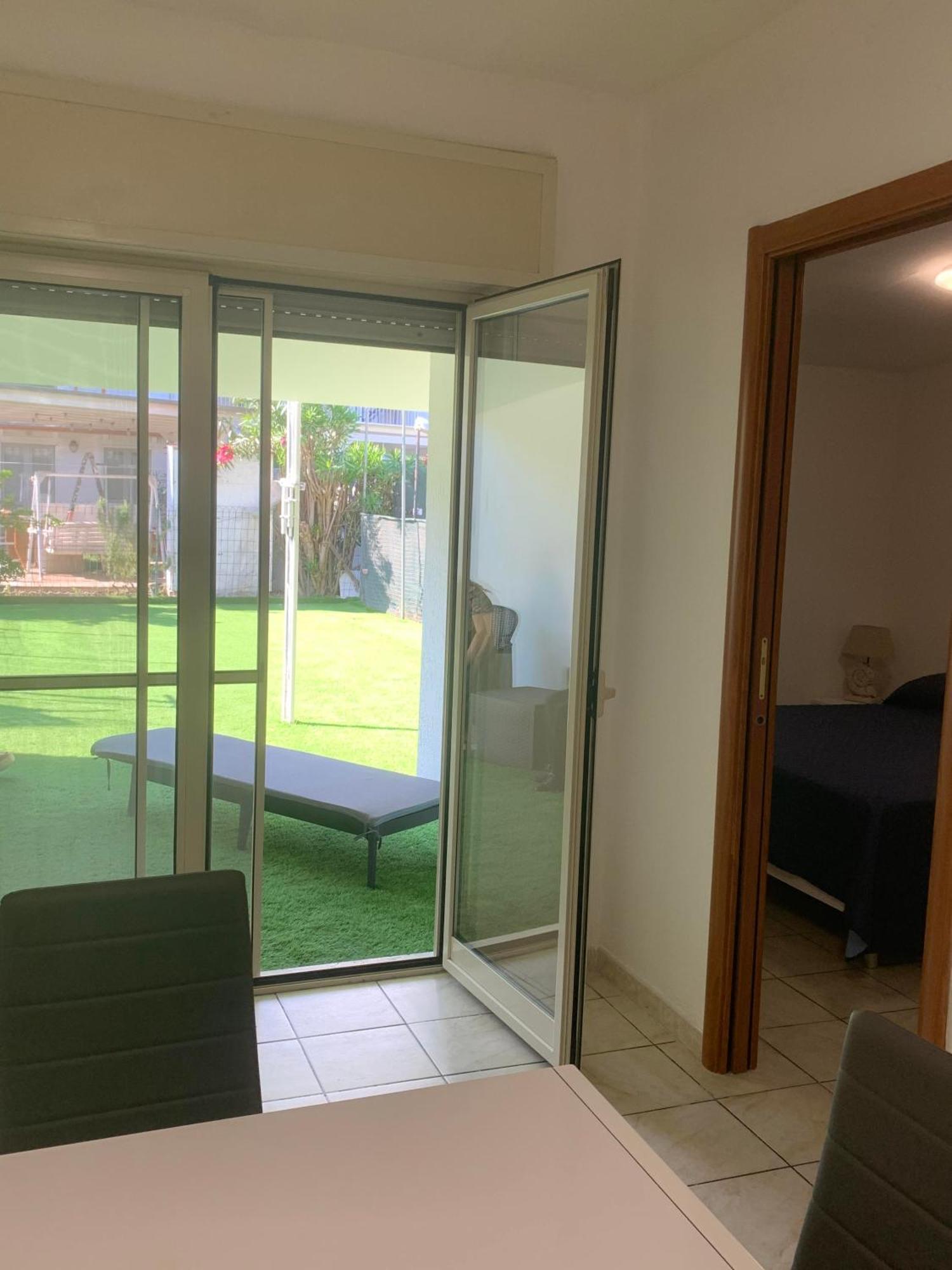 Ippocampo Alba E Tramonto Al Giardino Duepuntozero Apartment Екстериор снимка